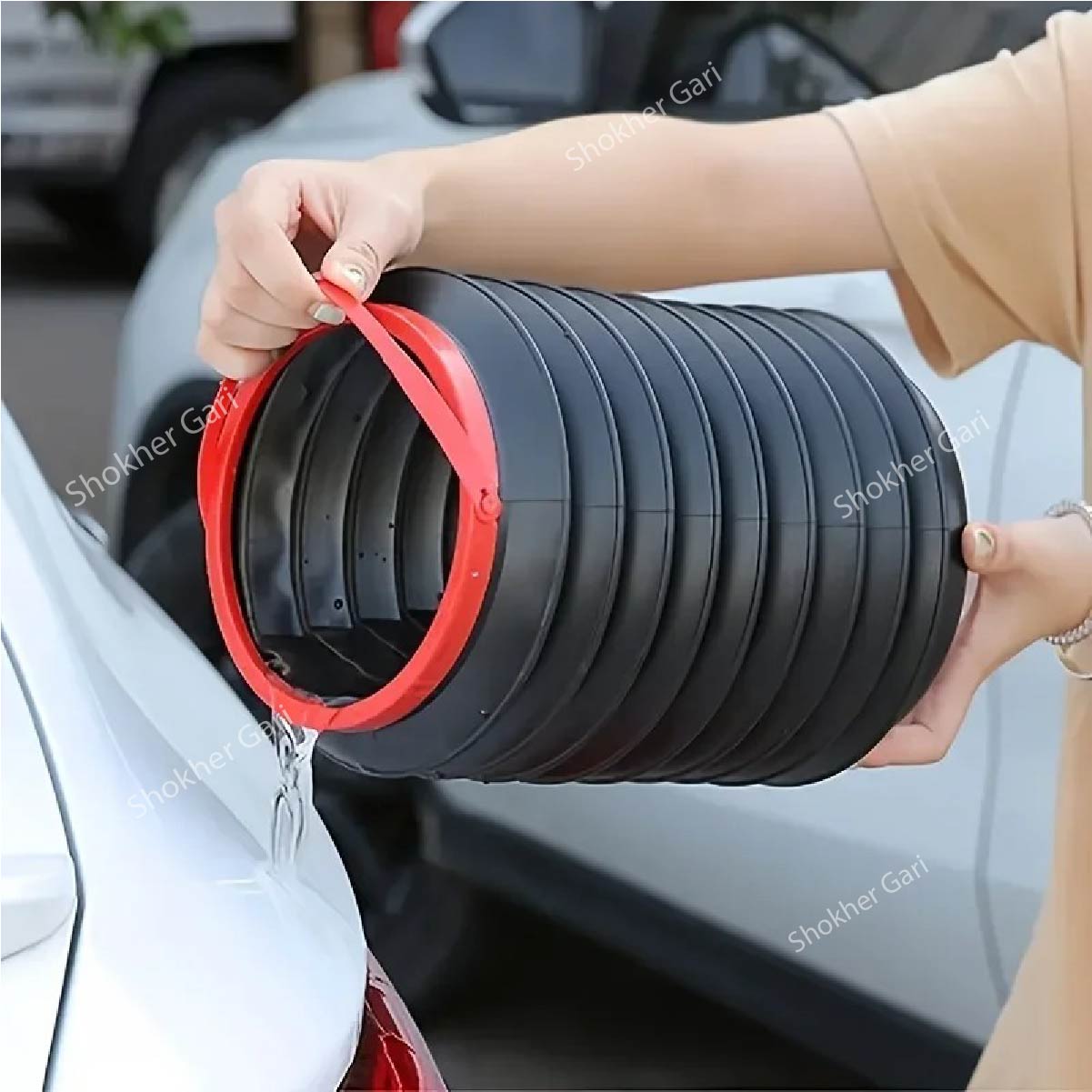 Foldable Portable space saving and hanging type car trash Bin image 3