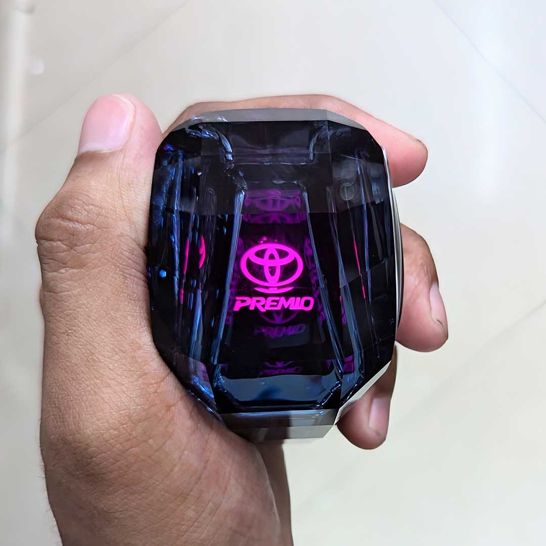 M/Y 7 Colour Crystal Gear Knob for Many Brands - Premio image