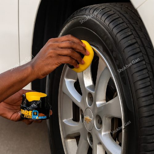 SOFT99 Tire Wax Ultimate Shine and Protection for Automotive Tires With Applicator Sponge 170g - Image 1